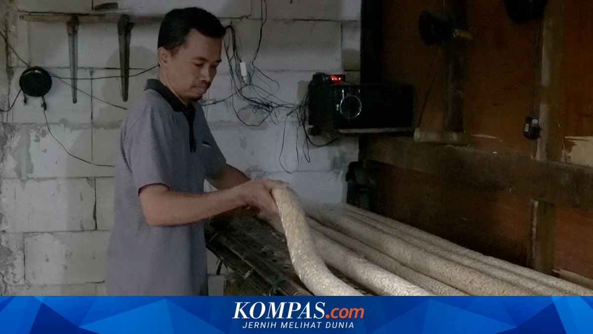 Tempe Masih Bertahan di Tengah Ketergantungan Impor Kedelai ~TR  

Klik untuk baca: