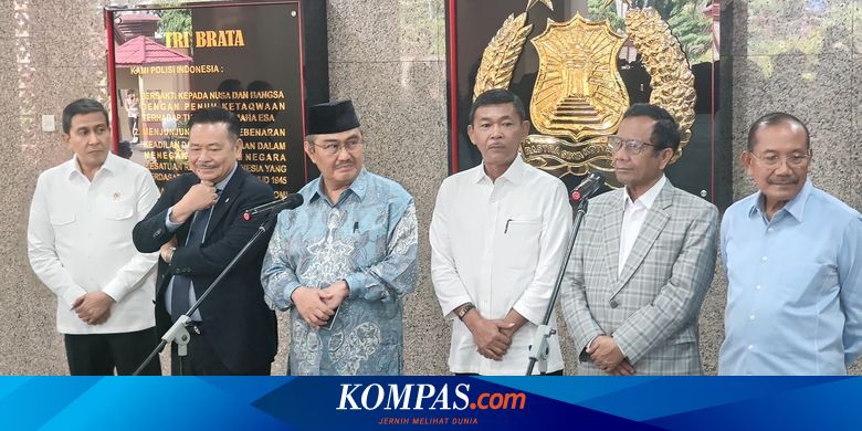 “Selama 3 bulan nanti kita akan melaporkan, merekomendasikan kebijakan-kebijakan yang perlu ditempuh, yang nanti keputusannya ada di tangan Presiden," ungkap Jimly. | #ReformasiPolri
