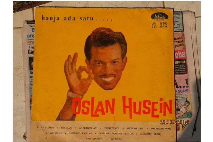 Album Hanja Ada Satu-Oslan Husein, rekaman Irama era 1960-an, antara lain memuat lagu Tahu Tempe, Lebaran. Album Mari Bersukaria dengan Irama Lenso dengan tangan Bung Karno bertanggal 14 April 1965.