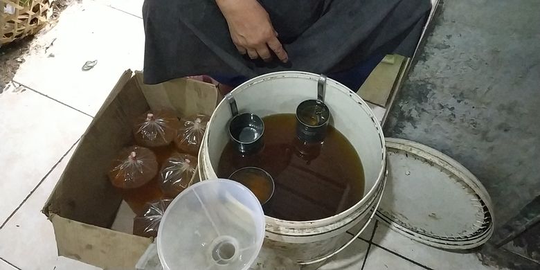 Pedagang pilih jual minyak goreng curah dibanding kemasan