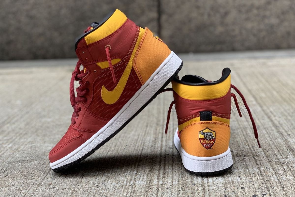 Sneaker Custom Air Jordan 1 mid x AS Roma