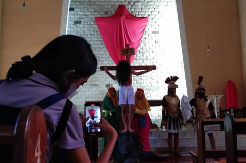 Peringati Jumat Agung, Remaja di Magelang Rasakan Penyaliban Yesus