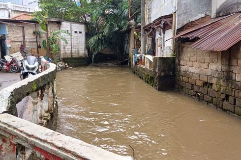 Lurah Pejaten Barat Targetkan Normalisasi Kali Sarua Rampung dalam 3 Bulan