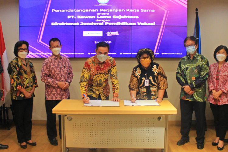 Penandatanganan kerja sama antara Ditjen Vokasi dan Kawan Lama pada Senin (3/5/2021) di Kantor Kemendibud Ristek, Jakarta.