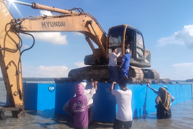 Tolak Reklamasi, Warga Sumenep Kembali Usir Ekskavator, Apa Alasannya?