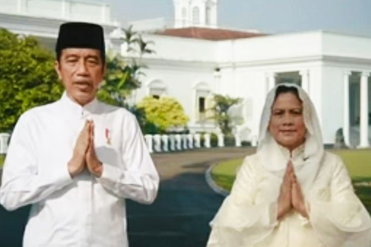 President Joko Jokowi Widodo and First Lady Iriana extend their wishes to the Muslim community on the occasion of Eid al-Fitr festival on Wednesday, May 12. The country's biggest celebrations begins on Thursday, May 13 in Indonesia. 