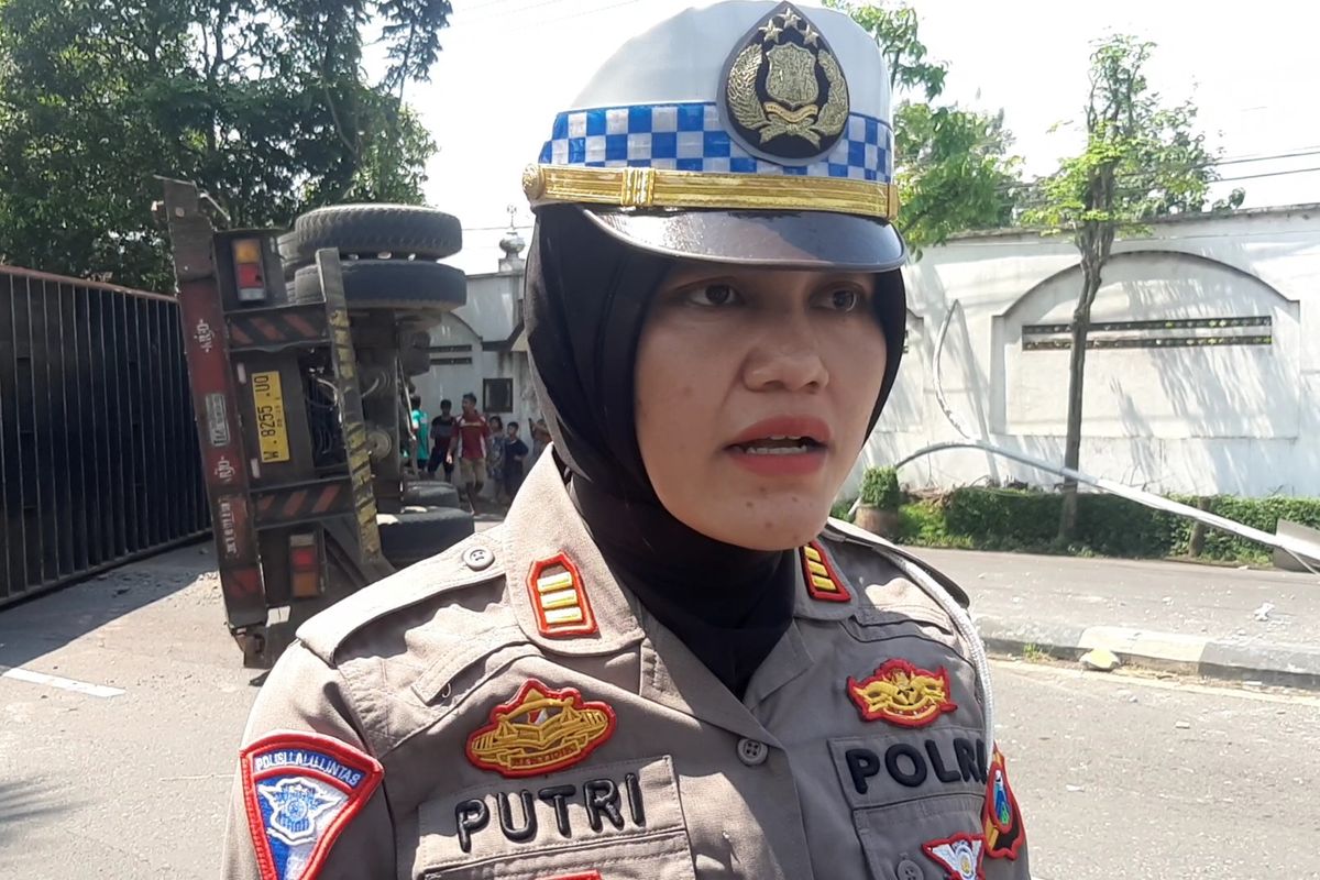 Kasatlantas Polres Lumajang AKP Radyati Putri Pradini