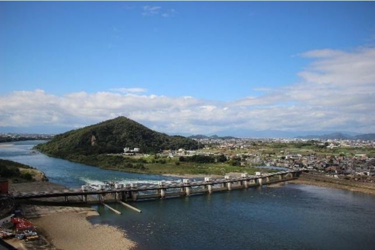 Keindahan dari atas Kastil Inuyama (Dok. Prefektur Aichi)