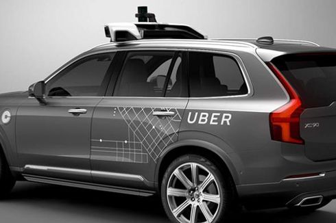 Mobil Tanpa Sopir Uber Terekam Menerobos Lampu Merah