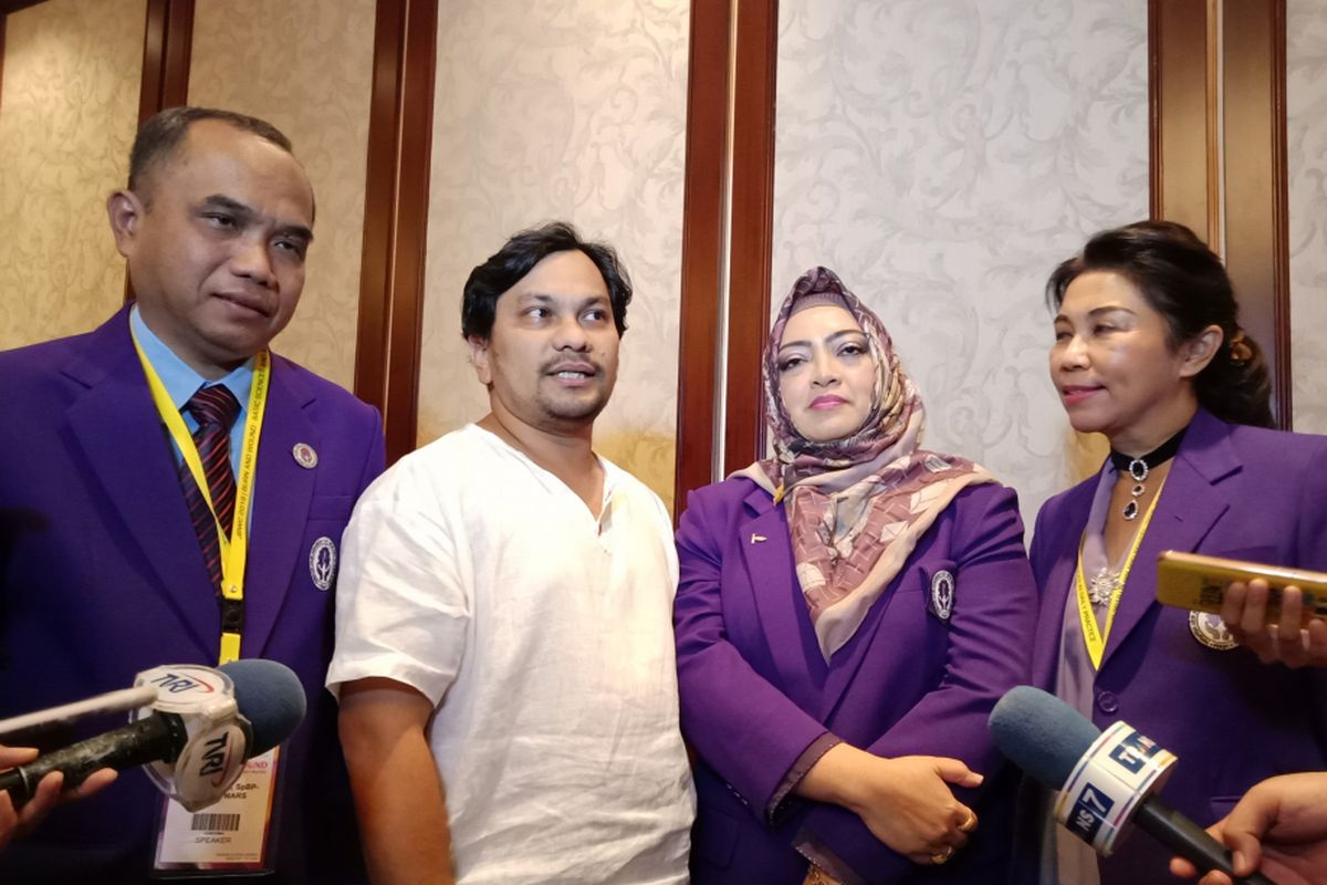 Para Dokter Spesialis Bedah Plastik Budiman,  Teuku Adifitrian atau Tompi, Donna Savitry, dan Irena Sakura Rini (paling kiri ke kanan) seusai paparan PERAPI di Hotel Shangri La Jakarta, Sabtu (10/3/2018).