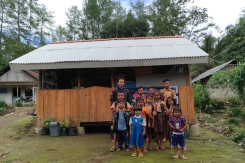 Rumah Belajar Tunas Harapan, Asa Pendidkan Anak di Tengah Perkebunan...