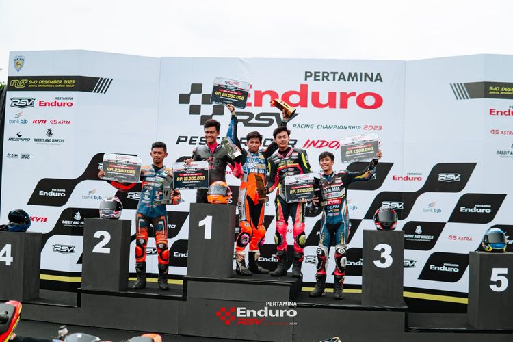Pertamina Enduro RSV Racing Championship 2023 sukses menarik lebih dari 300 starter