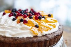 Apa Bedanya Heavy Cream dan Whipping Cream untuk Bikin Kue?