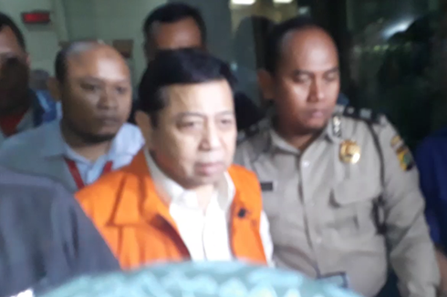 Setya Novanto Mengaku Pingsan Seusai Mobil Fortuner Naik ke Trotoar