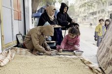 Gaza Terancam Bencana Kelaparan karena Bantuan Diadang Israel