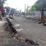 Jalan Kesatrian Kebon Manggis Amblas, Akses Warga Terputus