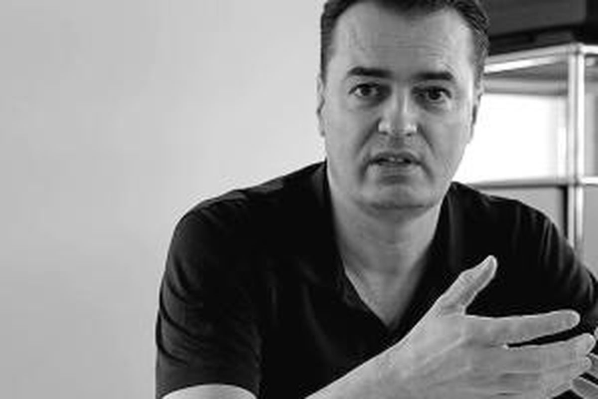 Arsitek Patrik Schumacher dalam video yang dipublikasikan oleh Whatisarchitecture.cc mengenai definisi arsitektur.