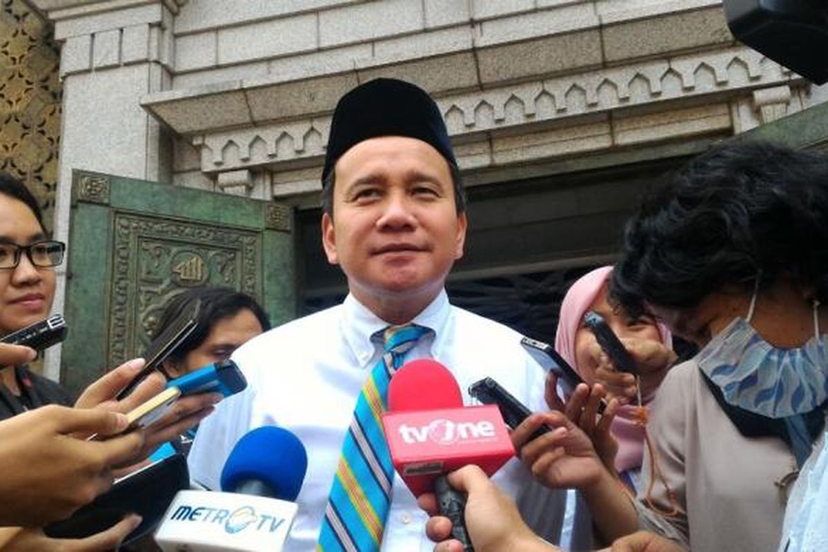 Deputi Gubernur Senior Bank Indonesia Mirza Adityaswara