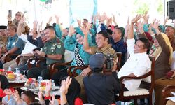 Pj Gubernur Al Muktabar Canangkan Gerakan Serentak Cegah dan Tanggulangi Stunting Provinsi Banten