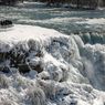 Gara-gara Badai Salju, Sebagian Air Terjun Niagara di AS Jadi Es