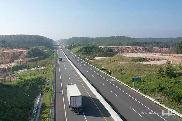 Main Road Jalan Tol Trans Sumatera Ruas Pekanbaru - Dumai. Kerugian Hutama Karya diperkirakan bengkak Jadi Rp 6 triliun pada 2026.