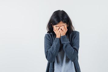 Stop Overthinking! Lakukan 5 Cara Ini untuk Obati Rasa Galau