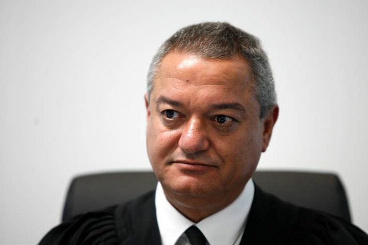 Sosok Khaled Kabub pada 2014, hakim muslim pertama yang menduduki jabatan hakim tetap di Mahkamah Agung Israel.