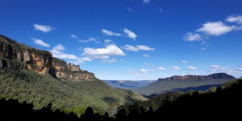 Blue Mountains di Sydney, Australia, merupakan tujuan wisata berlibur yang sempurna bagi keluarga. maupun pecinta alam