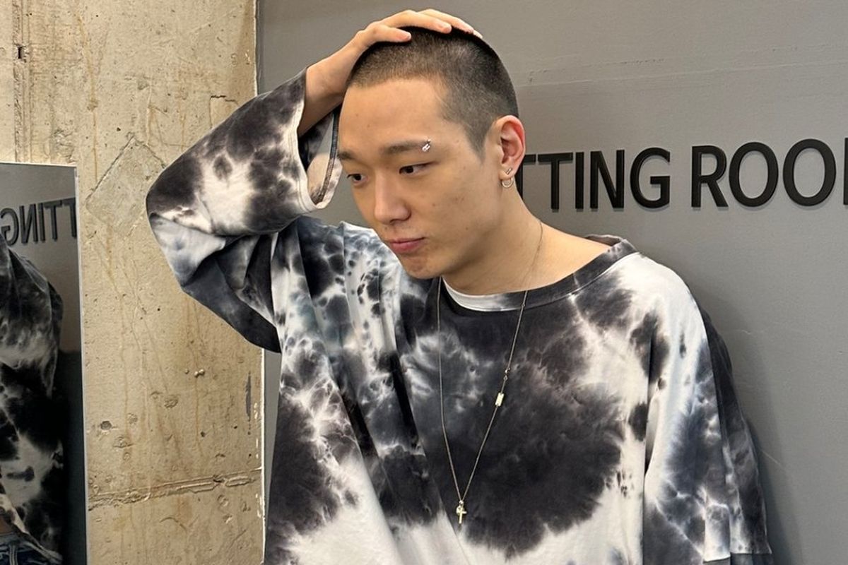 Bobby iKON mulai masuk wajib militer pada 4 Juni 2024.