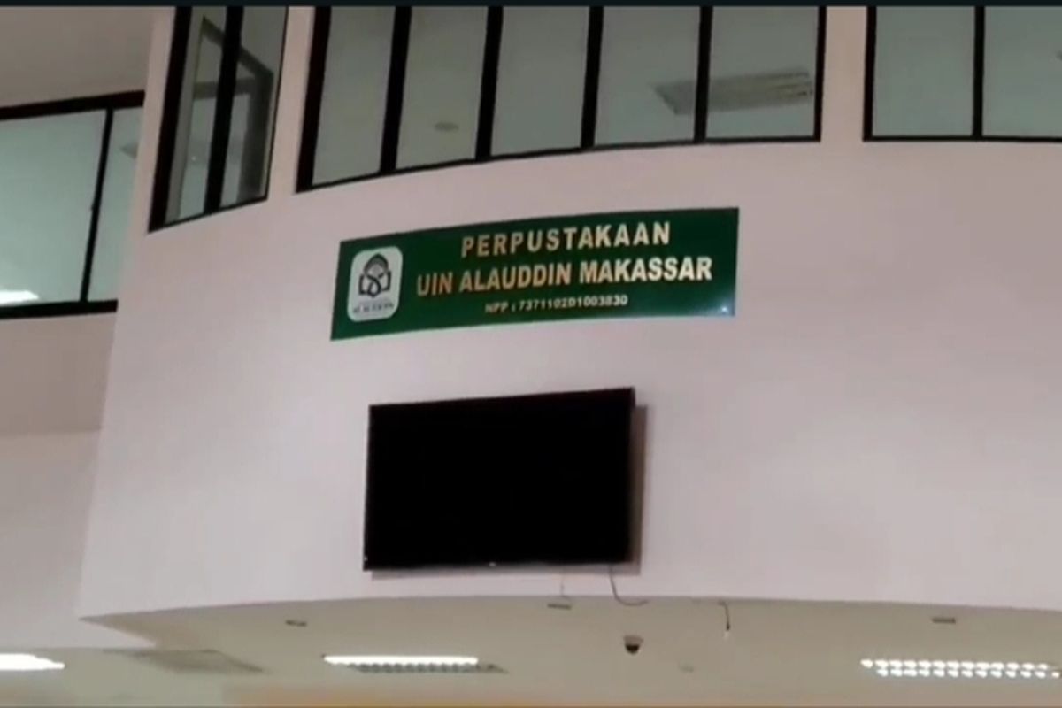 Suasana perpustakaan universitas islam negeri (UIN) Alauddin Makassar, Kampus 2, Kabupaten Gowa, Sulawesi Selatan pasca penggerebekan polisi terkait produksi uang palsu. Rabu, (18/12/2024).