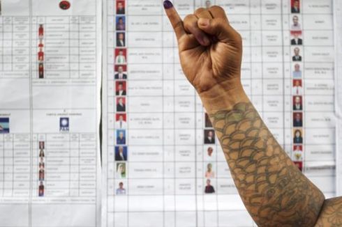 Dampingi 6 Pemilih Difabel, Anggota KPPS Coblos PIlihannya Sendiri