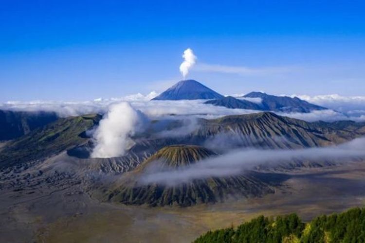 Jika Gunung Semeru di Indonesia menghasilkan letusan yang signifikan, gangguannya bisa bersifat global.