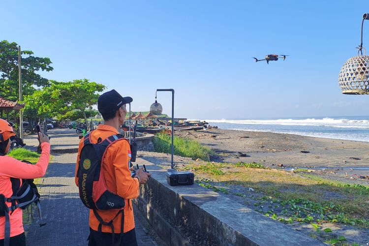 Pencarian Bocah Terseret Ombak di Pantai Tabanan Libatkan Helikopter dan Drone, Korban Belum Ditemukan
