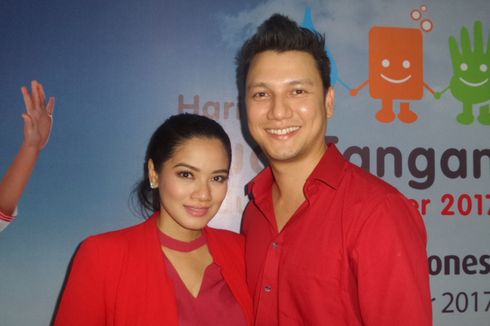 Dikaruniai Putra Kedua, Christian Sugiono dan Titi Kamal Berahasia 