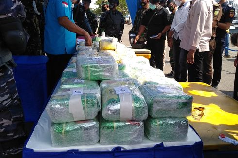TNI AL Bongkar Penyelundupan 100 Kg Narkoba di Perairan Muara Sungai Asahan