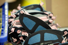 New Balance Akan Produksi 100.000 Masker dalam Seminggu