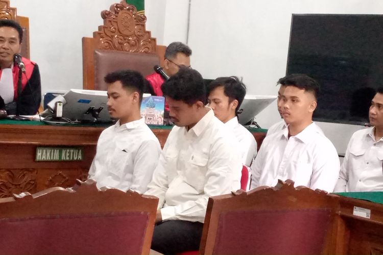6 Polisi Pengeroyok 2 Matel hingga Tewas Jalani Pemeriksaan Terdakwa Siang Ini