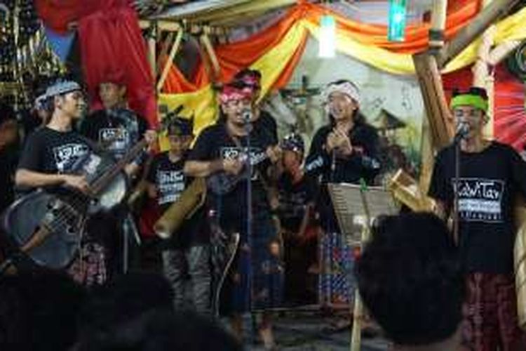 Banyuwangi Jazz Patrol selalu membawakan lagu lagu daerah Banyuwangi setiap tampil 