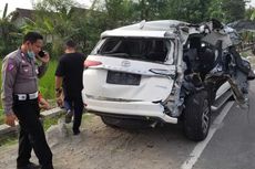 Usai Mobil Terlibat Kecelakaan Beruntun hingga Ringsek, Kadinkes Ngawi Tetap Berkantor