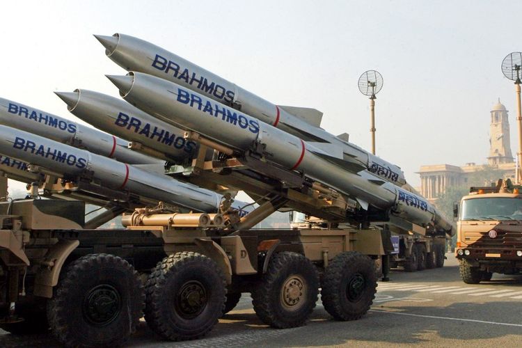 Apa Kabar Pembelian Rudal BrahMos Buatan India?