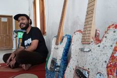 Kiprah Pemuda Cianjur Olah Limbah Tutup Botol Plastik Jadi Gitar Elektrik