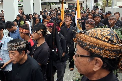 Cagar Budaya Akan Dieksekusi, Warga Adat Sunda Wiwitan Demo
