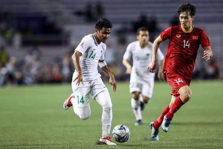 Pemain Timnas U23 Indonesia, Asnawi Mangkualam dalam pertandingan Grup B SEA Games 2019 di Stadion Rizal Memorial, Manila, Filipina, Minggu (1/12/2019). Timnas Indonesia kalah 1-2 dari Vietnam. dalam pertandingan Grup B SEA Games 2019 di Stadion Rizal Memorial, Manila, Filipina, Minggu (1/12/2019). Timnas Indonesia kalah 1-2 dari Vietnam.