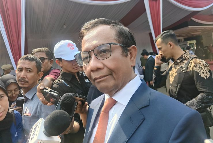 Cerita Mahfud MD Bertemu Inosentius Samsul yang Batal Jadi Hakim MK