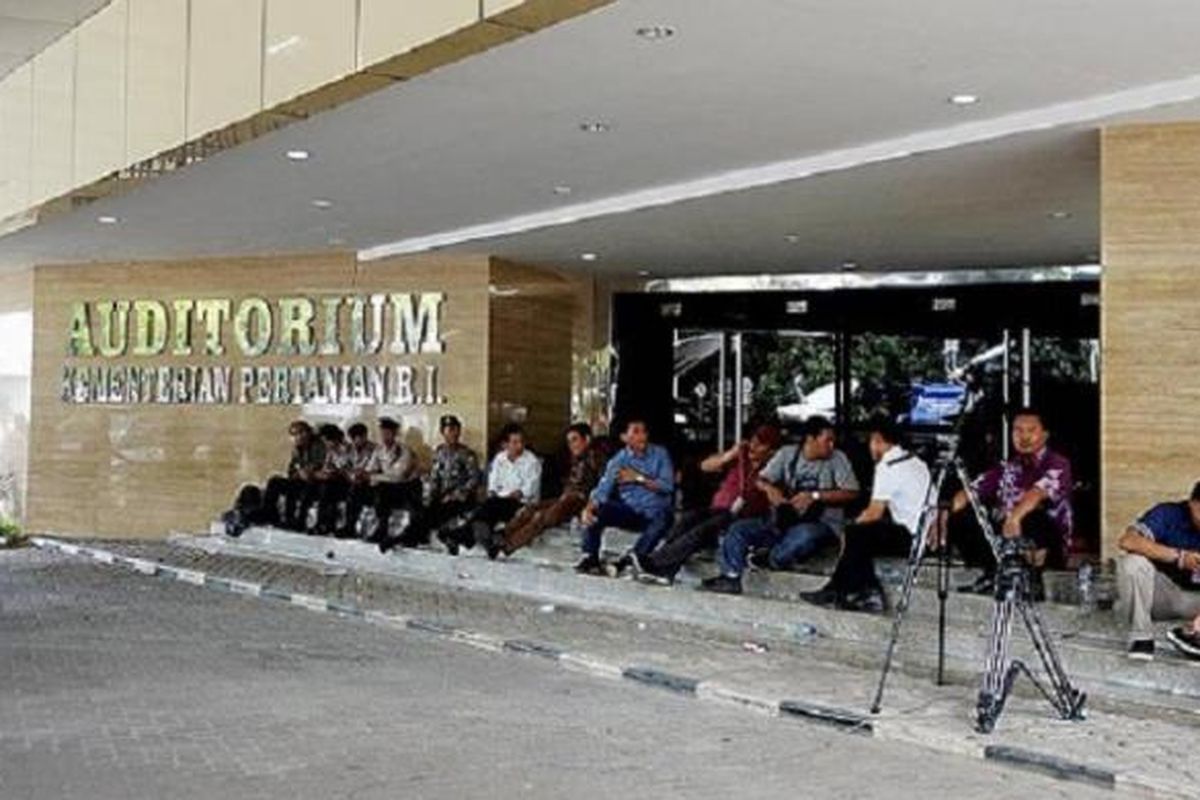 Auditorium Gedung Kementerian Pertanian di Ragunan, Jakarta Selatan, saat sidang dugaan penodaan agama dengan terdakwa Basuki Tjahaja Purnama, Selasa (3/1). 