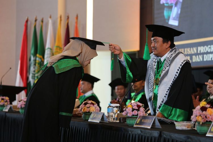 UMJ menggelar wisuda ke-78 pada 21-22 November 2023 di Auditorium KH. A Ahmad Azhari Basyir, Gedung Cendekia UMJ, Jakarta.