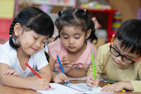 Hari Pertama Belajar di Rumah, Siswa Akan Diberi Materi Tentang Covid-19