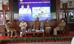 Antisipasi Kelangkaan Pupuk Bersubsidi, Bupati Jekek Berharap Petani Kembangkan Modifikasi dan Inovasi