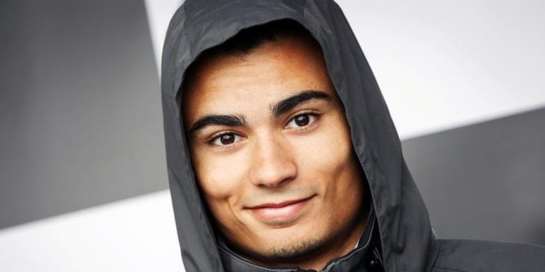 Pebalap Manor Racing asal Jerman, Pascal Wehrlein, bersiap saat akan bertemu para penggemar, Kamis (9/6/2016), jelang berlangsungnya GP Kanada di Sirkuit Gilles-Villeneuve, Montreal, 10-12 Juni.