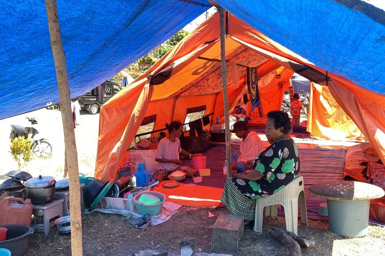 Rumah Rusak akibat Gempa NTT, Warga di Posko Golo Conggo Berharap Bantuan Renovasi